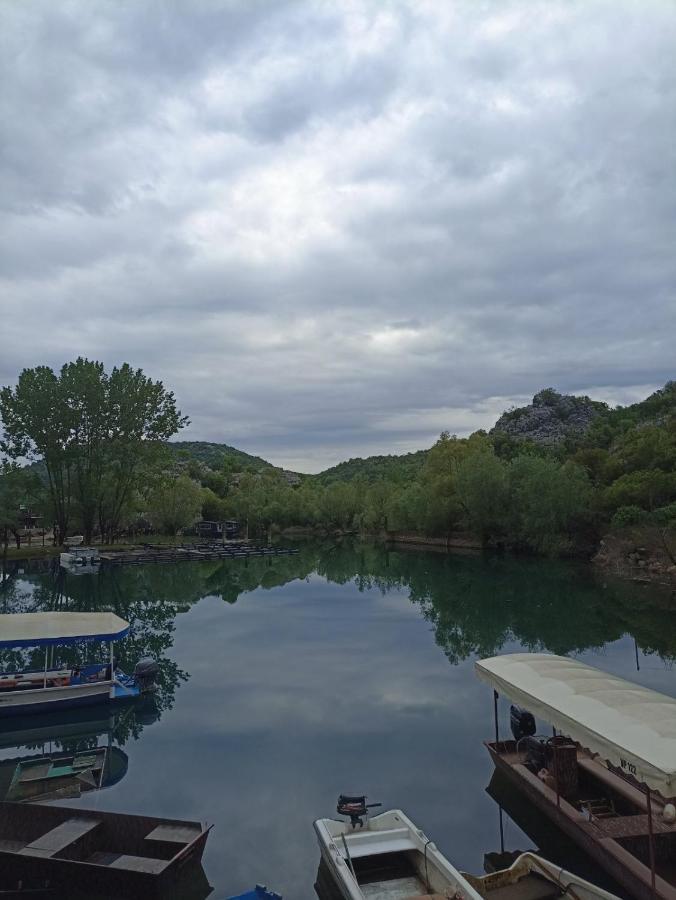 Feel The Karuch Villa Cetinje Bagian luar foto