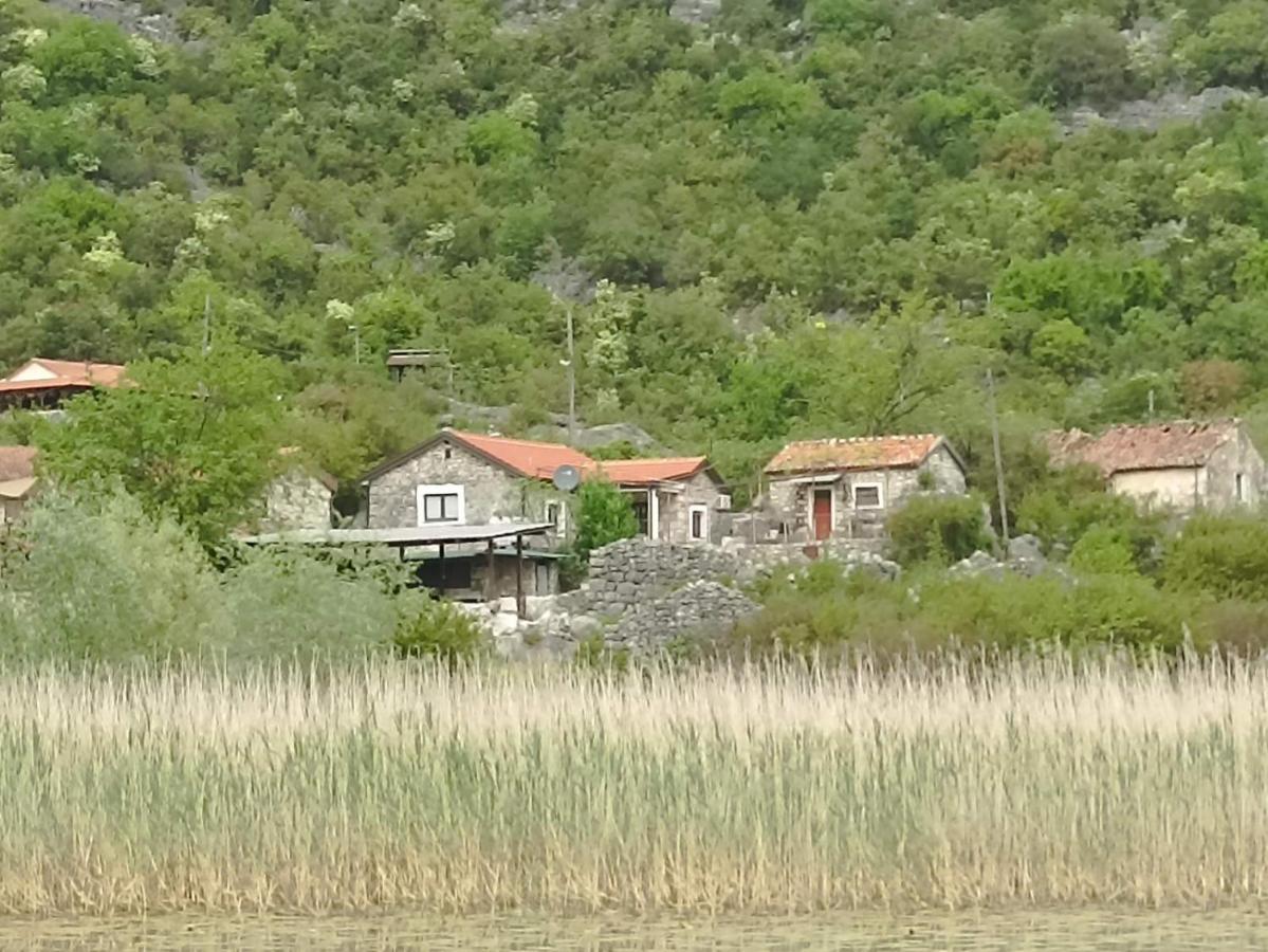 Feel The Karuch Villa Cetinje Bagian luar foto