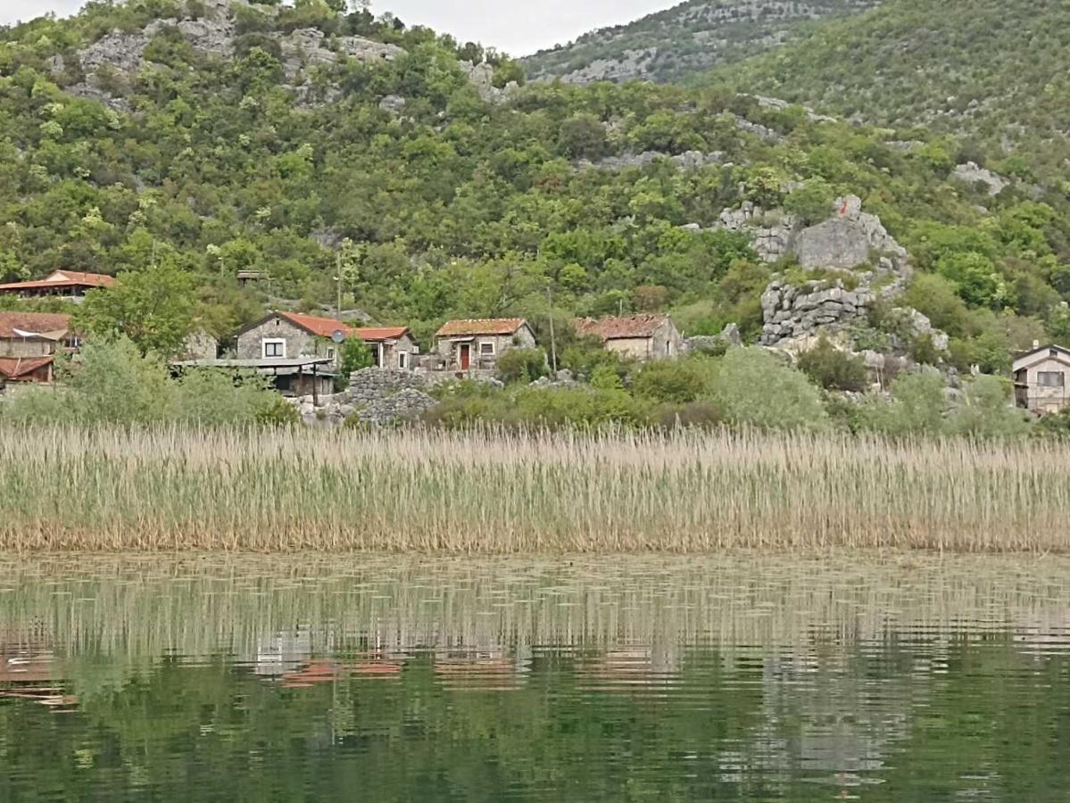 Feel The Karuch Villa Cetinje Bagian luar foto