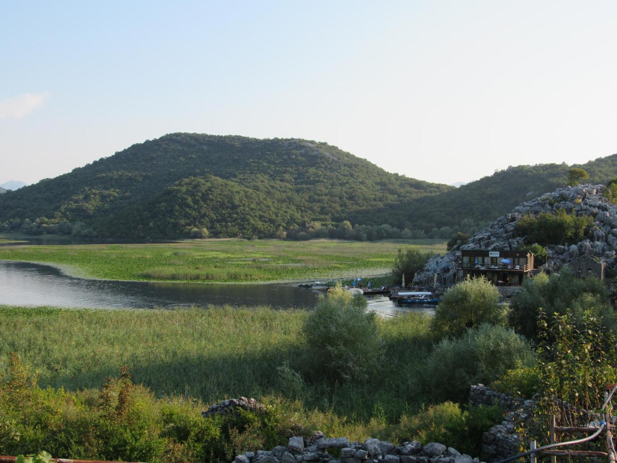 Feel The Karuch Villa Cetinje Bagian luar foto